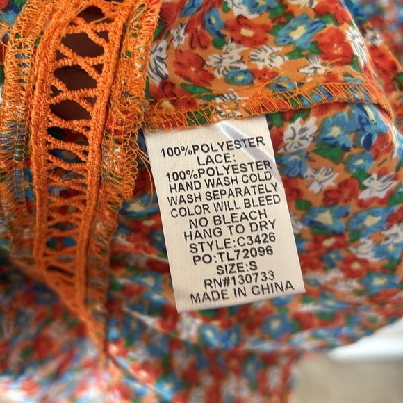 Brand New Umgee Floral Long-Sleeved Button Down Dress Crochet Trim Collared Mini - Picture 14 of 16